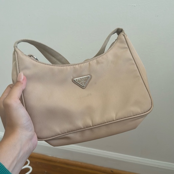 Prada Re-Nylon Re-Edition 2000 Mini-Bag in beige khaki - Picture 2 of 5